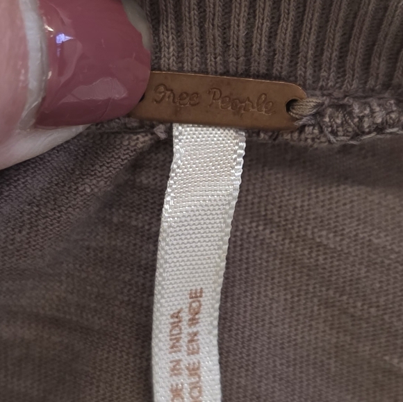 Free People Our Song Henley Size Small EUC - Picture 5 of 9